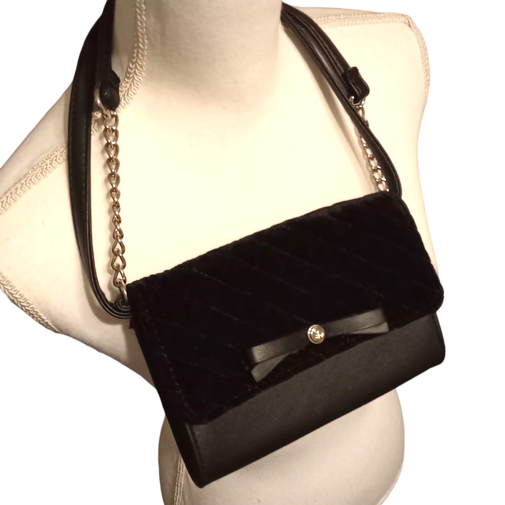 Elegant Black Quilted Velvet Party Purse